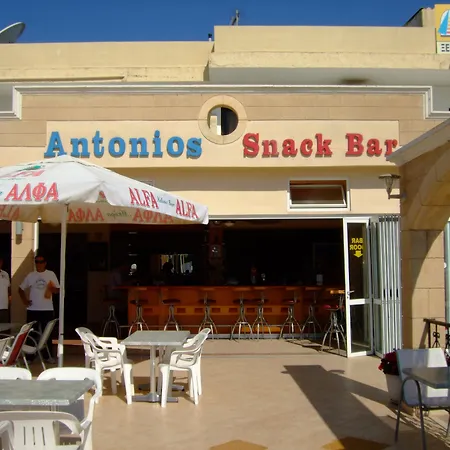 Aparthotel Antonios 3*
