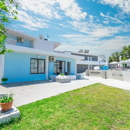 Mando Living -faliraki Aparthotel