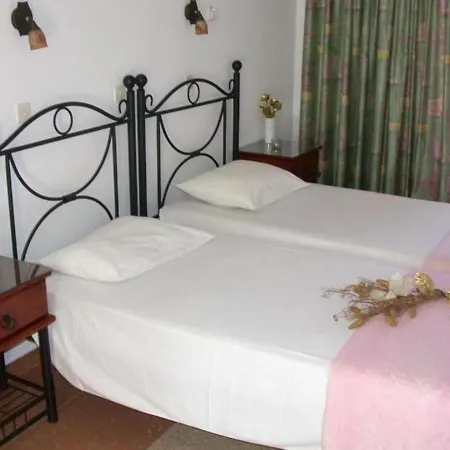 Yianna Appartement *