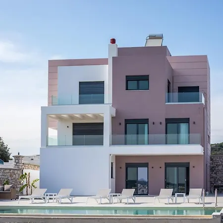 Villa Aurora