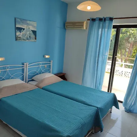 Dolphin Apartment