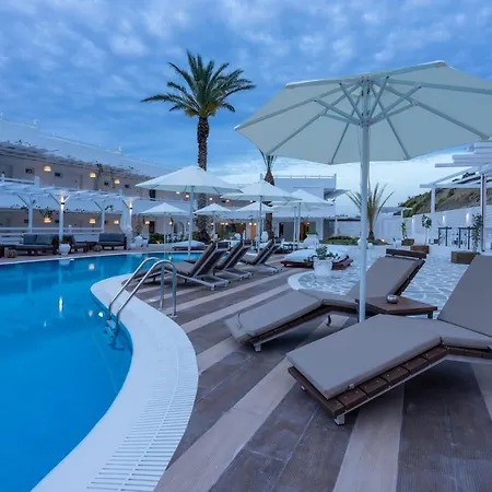 Aloe - Adults Only 4*
