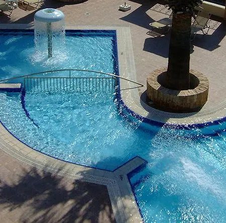 Aparthotel Antonios 3*