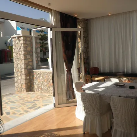 Daire Kostas Faliraki