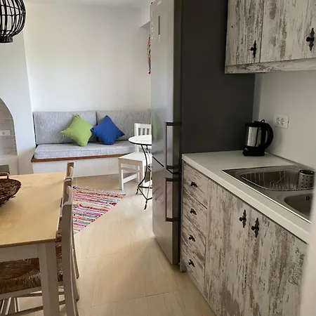 Kostas Studios Apartment