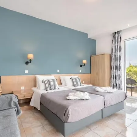 Eva's Hotel 2*