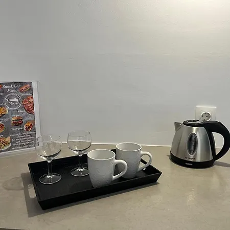 Family House Aparthotel 2*