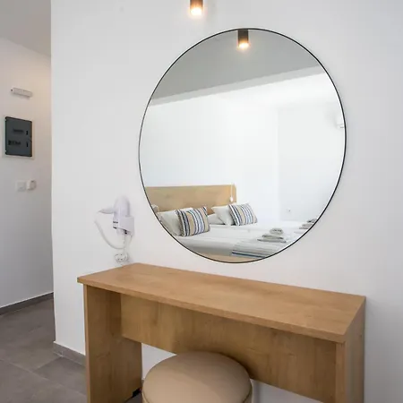Mando Living -faliraki Aparthotel