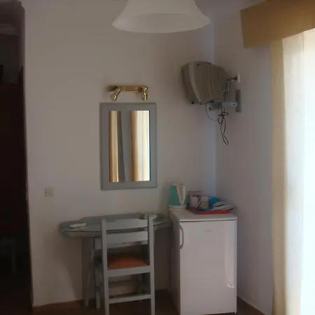 Casa de hóspedes Omiros