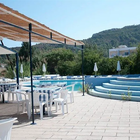 Otel Hercules 2*
