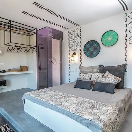 Len Art Selected Apartment
