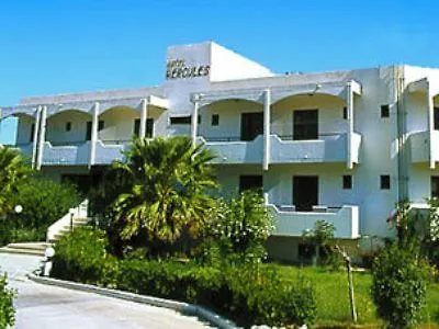 Otel Hercules 2*