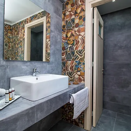 Dimitra Boutique Aparthotel