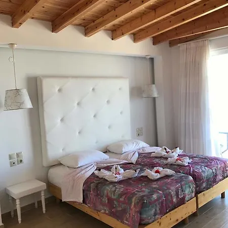 Bay Hotell 2*