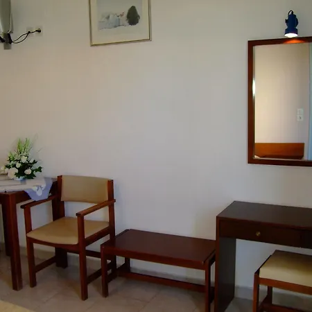 Aparthotel Antonios 3*