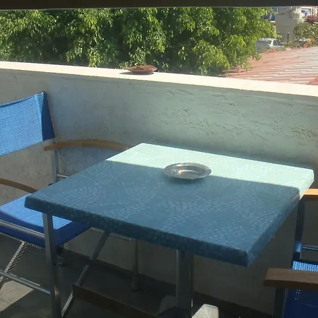 Casa de hóspedes Omiros