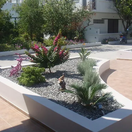 Casa de hóspedes Omiros