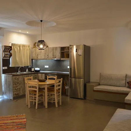 Kostas Studios