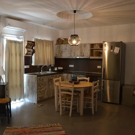Apartment Kostas Studios