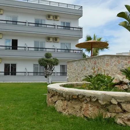 Kostas Daire Faliraki