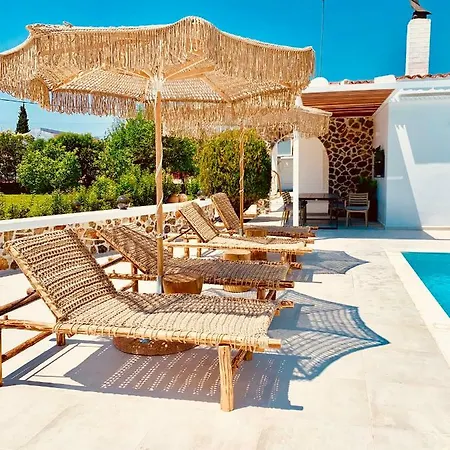 Holiday home Mythos Luxury Villa