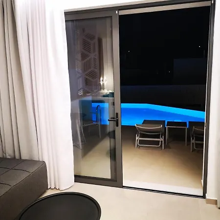 Zoes & Otel Faliraki