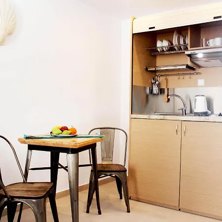 Bivalvia Appart hôtel *