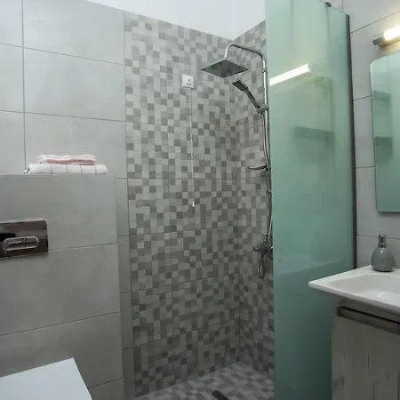 Dimitra Center Apartament *
