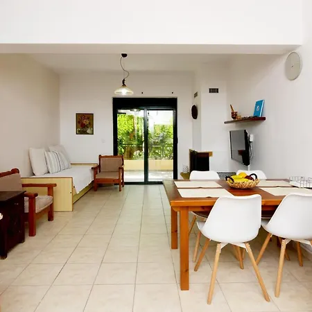 Apartment Athina's In Olive Grove