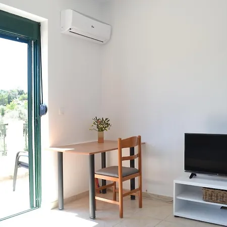 Athina's In Olive Grove Apartment *