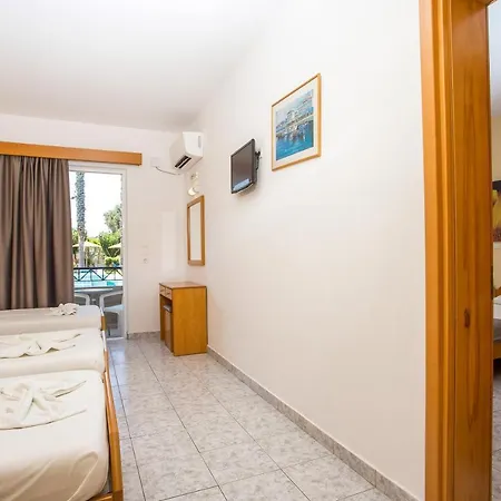 Aparthotel Dias & 2*