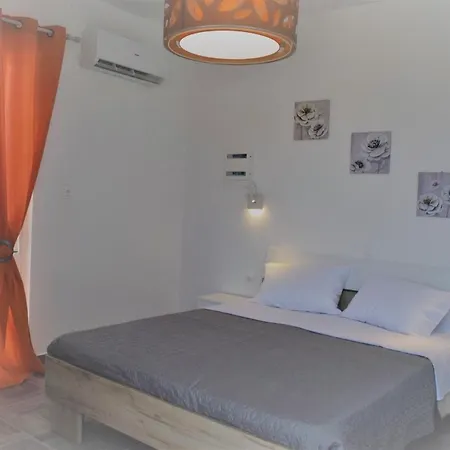 Aparthotel 12 Senses Sea View
