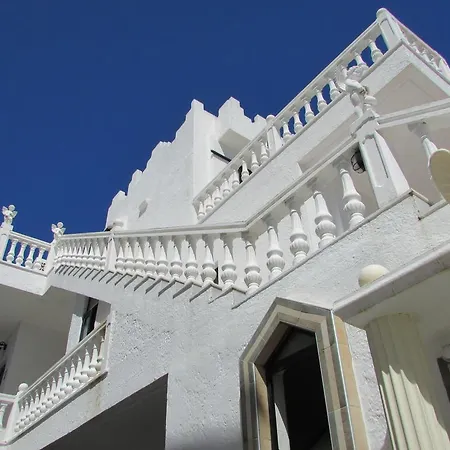 Castellino Studios Guest house