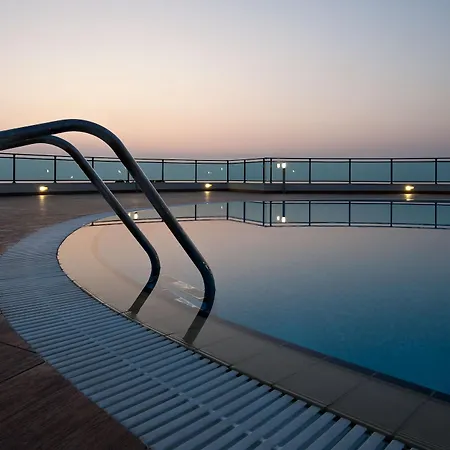 Apollo Blue Hotell