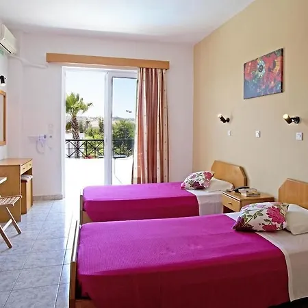 Dias & Aparthotel 2*