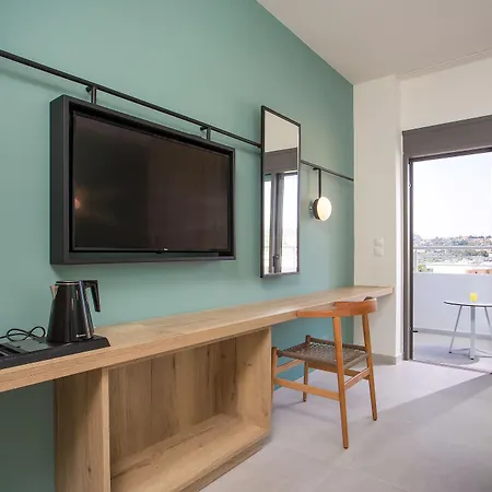 Mazoren Art Hotel 3*