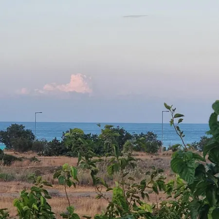 Aparthotel 12 Senses Sea View *