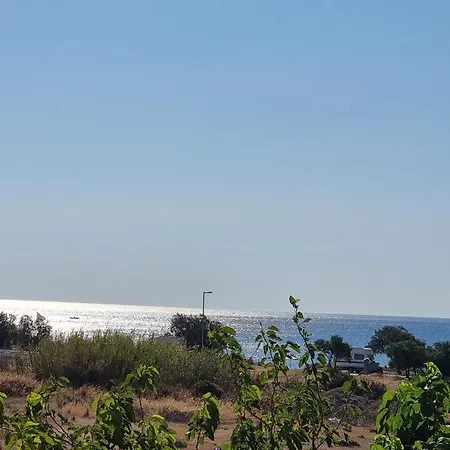 12 Senses Sea View Aparthotel *
