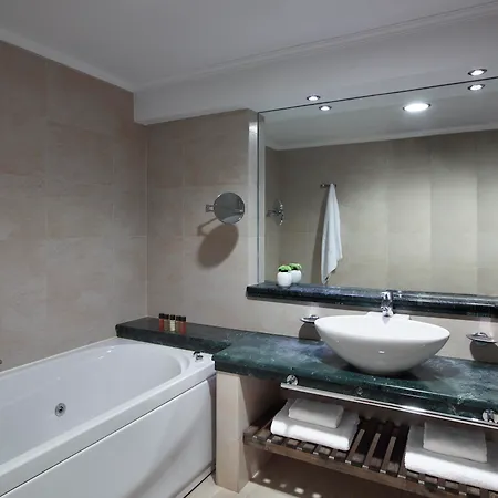 Apollo Blue Hotell 5*