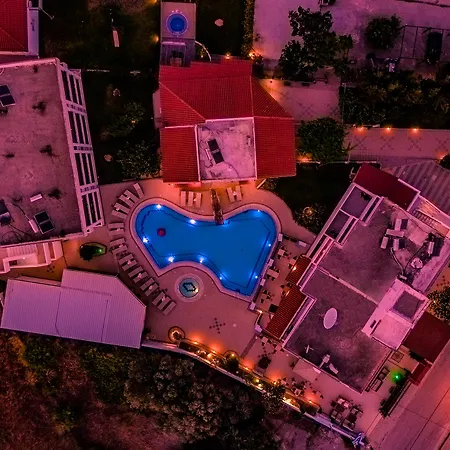 Aparthotel Bright Star