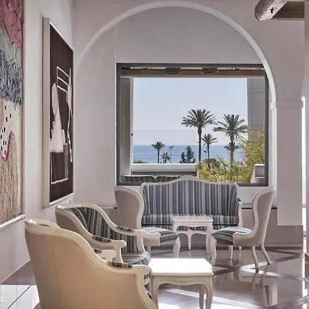 Epsilon Aparthotel 4*