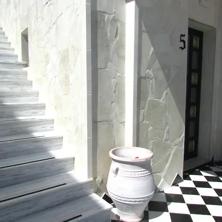 Castellino Studios Guest house