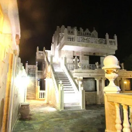 Castellino Studios 2*