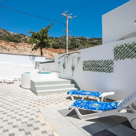 Hotelli Casa Mikele By Sarikas - Sea Side And -adults Only Faliraki