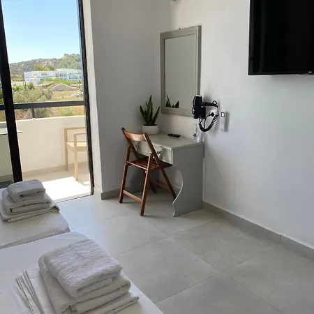 Hotel apartamentowy Ikaros