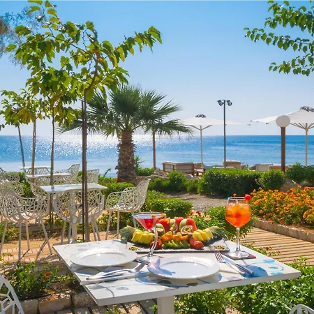 Hotel Elysium & 5*