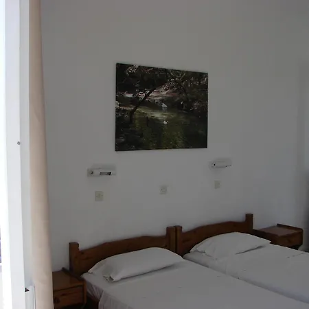 Aparthotel Flame Lily & *