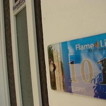 Aparthotel Flame Lily &