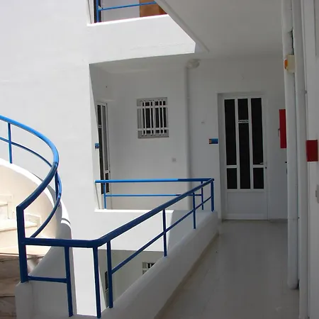 Aparthotel Flame Lily &
