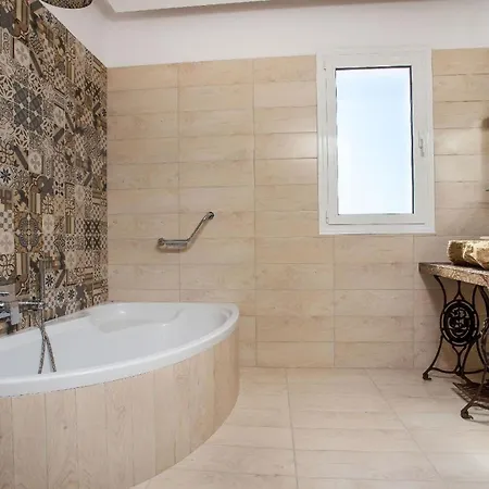 Ammos - In Neu Gebautem Designerhaus Apartament Faliraki